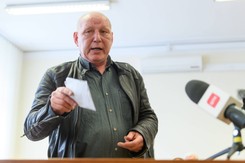 Jasnowidz Jackowski wie, co wydarzy się jesienią. Mówił o wojnie, teraz wieszczy 'podstęp'