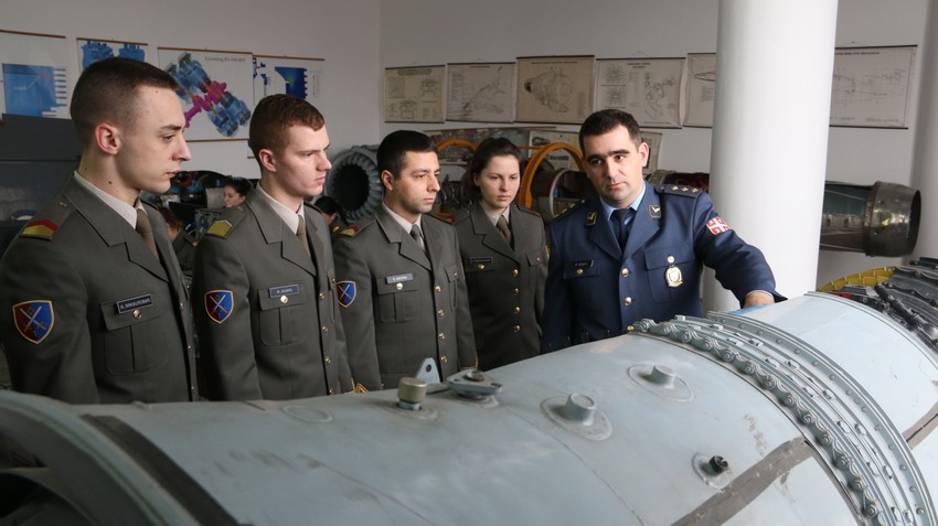 Konkurs za vojne škole