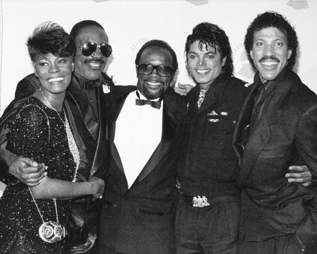 Zdobywcy Grammy 1986: Dionne Warwick, Stevie Wonder, Quincy Jones, Michael Jackson i Lionel Richie