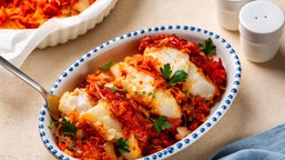 ryba po grecku z prl. warstwowa, wyrazista i zawsze przygotowana z wyp