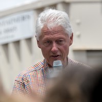 Ezért került kórházba Bill Clinton