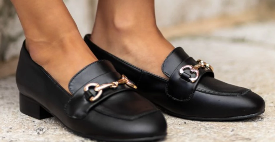 Loafersy to must have na wiosnę! Ten model z włoskiej skóry robi prawdziwą furorę