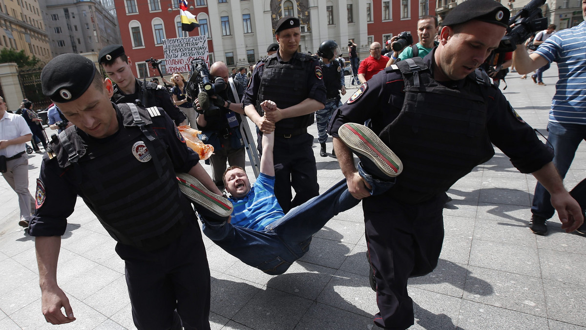 RUSSIA LGBT DEMONSTRATION (Members of LGBT community participate in a parade in Moscow)