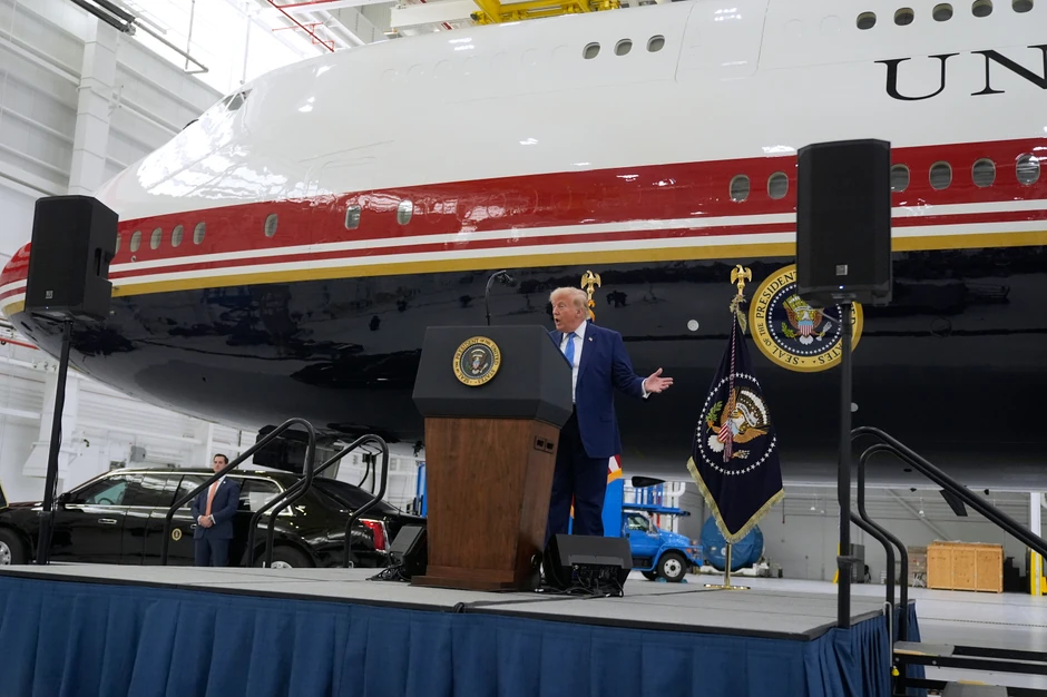 Donald Tramp predstavio novi avion