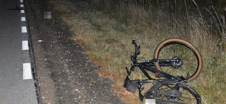 Wypadek z udziałem samochodów i rowerzysty w Starej Hucie