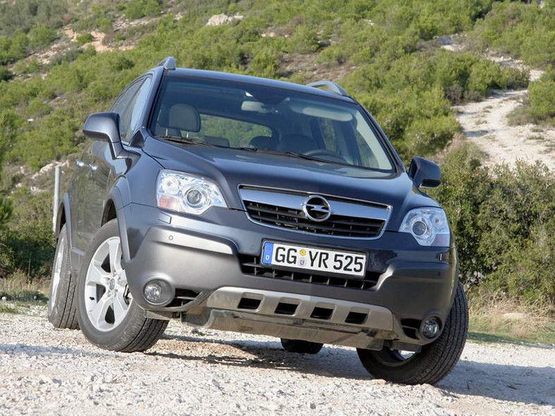 Opel rozpoczął w Rosji montaż Antary