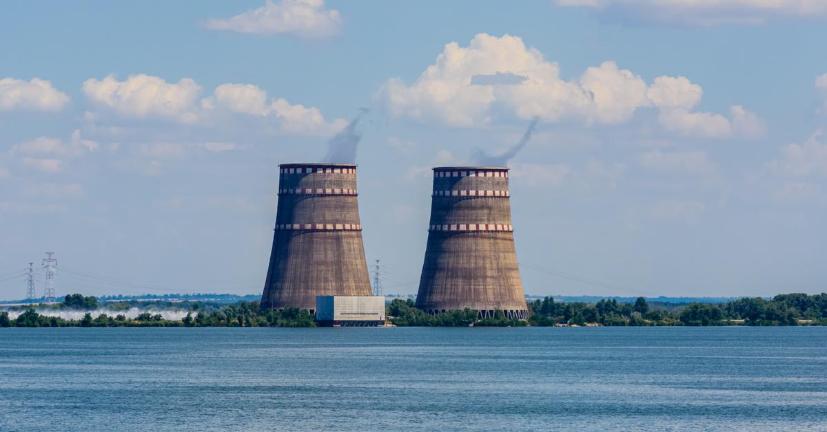 Rosjanie uruchomią Zaporoską Elektrownię Atomową? Eksperci alarmują: "nieprzewidziane konsekwencje"