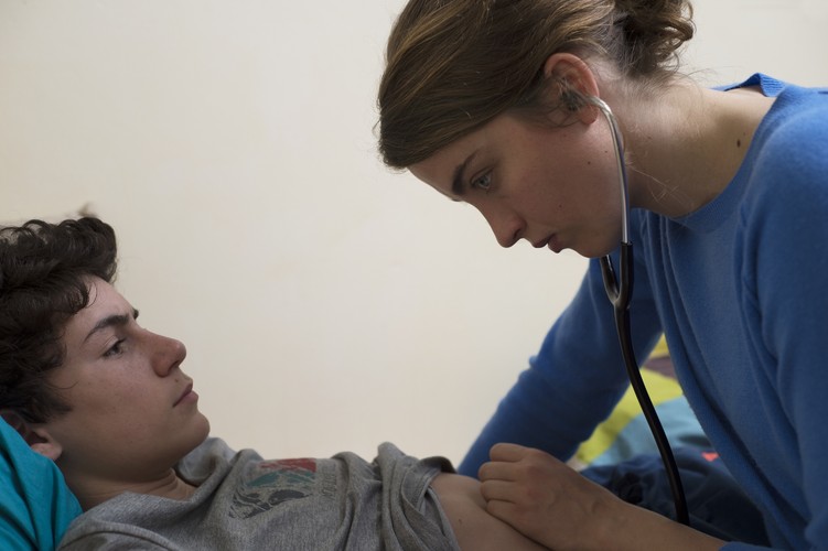 'Nieznajoma dziewczyna'. Produkcja francusko-belgijska w kinach od 9 grudnia. Reżyseria Jean-Pierre Dardenne oraz Luc Dardenne. W roli głównej Adèle Haenel