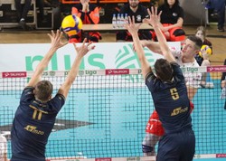 Siatkarze Zaksy przerwali serię Projektu. Żaliński MVP spotkania