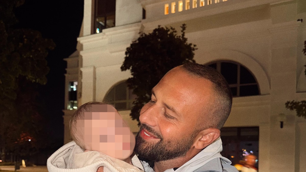 "SA TOBOM JE SVE LEPŠE" Dado i Ivona imaju dve ćerke i sina, sad podelili emotivnu objavu sa Isakom: "Četiri meseca otkako su nam srca još veća"