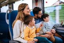 Karta Dużej Rodziny także dla rodzin z dwójką dzieci. Te osoby często nie wiedzą, że mogą korzystać ze zniżek