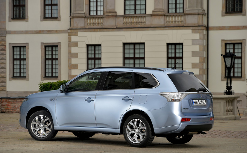 Mitsubishi Outlander PHEV