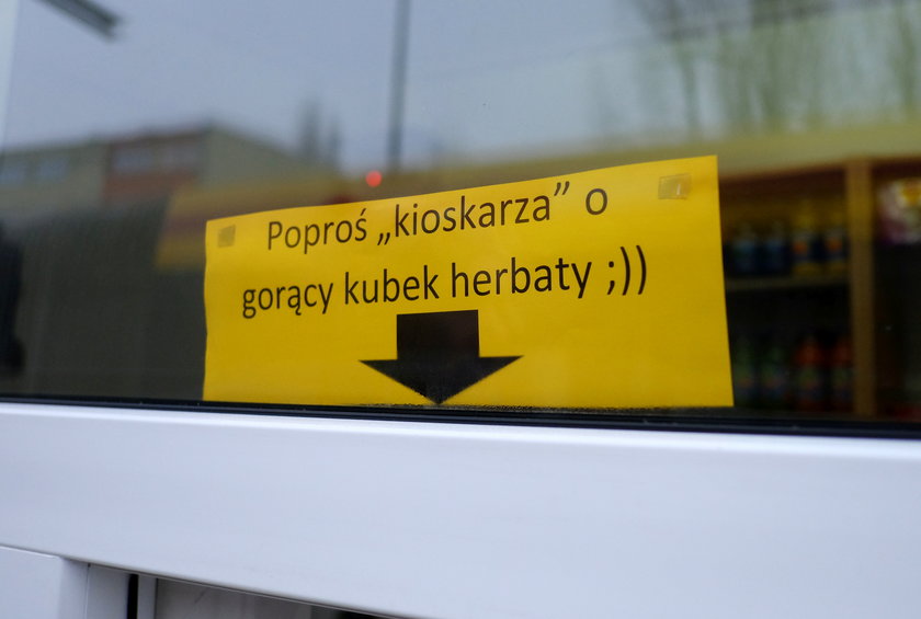 Kioskarka zaprasza na rozgrzewającą herbatę