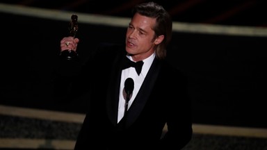 Polityczny akcent podczas gali wręczenia Oscarów. Brad Pitt nawiązał do impeachmentu Trumpa