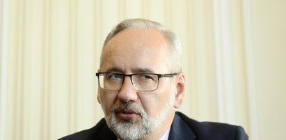 Ujawnił dane lekarza w "obronie interesów pacjenta". Zaskakujące słowa ministra Niedzielskiego