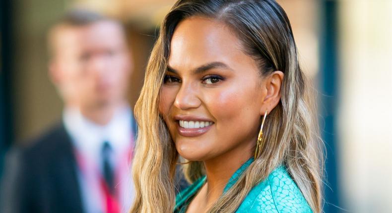 Chrissy Teigen Responds To Mom-Shaming On Twitter