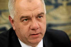 Sasin: Chcielibyśmy by pomniki ofiar katastrofy smoleńskiej stanęły w Warszawie w kwietniu