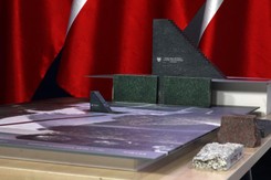 Tak mogą wyglądać pomniki Lecha Kaczyńskiego i ofiar katastrofy smoleńskiej w Warszawie [GALERIA]