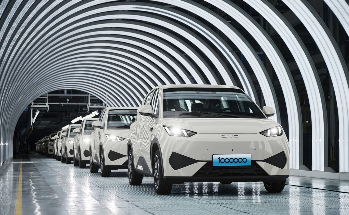 BYD Dophin Surf debiutuje na polskim rynku. To najtańszy samochód chińskiego producenta