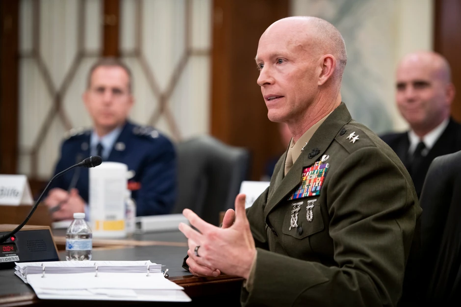 General Džejms Glin