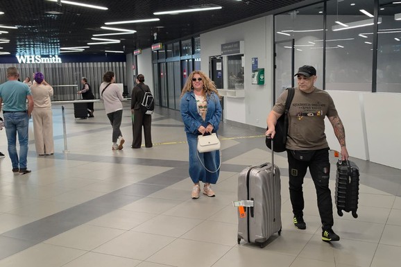 "KUPILA SAM GA 2006. GODINE" Indira nije promenila kola čitavu deceniju, a razlog svi podržavaju: "Nisam materijalista"
