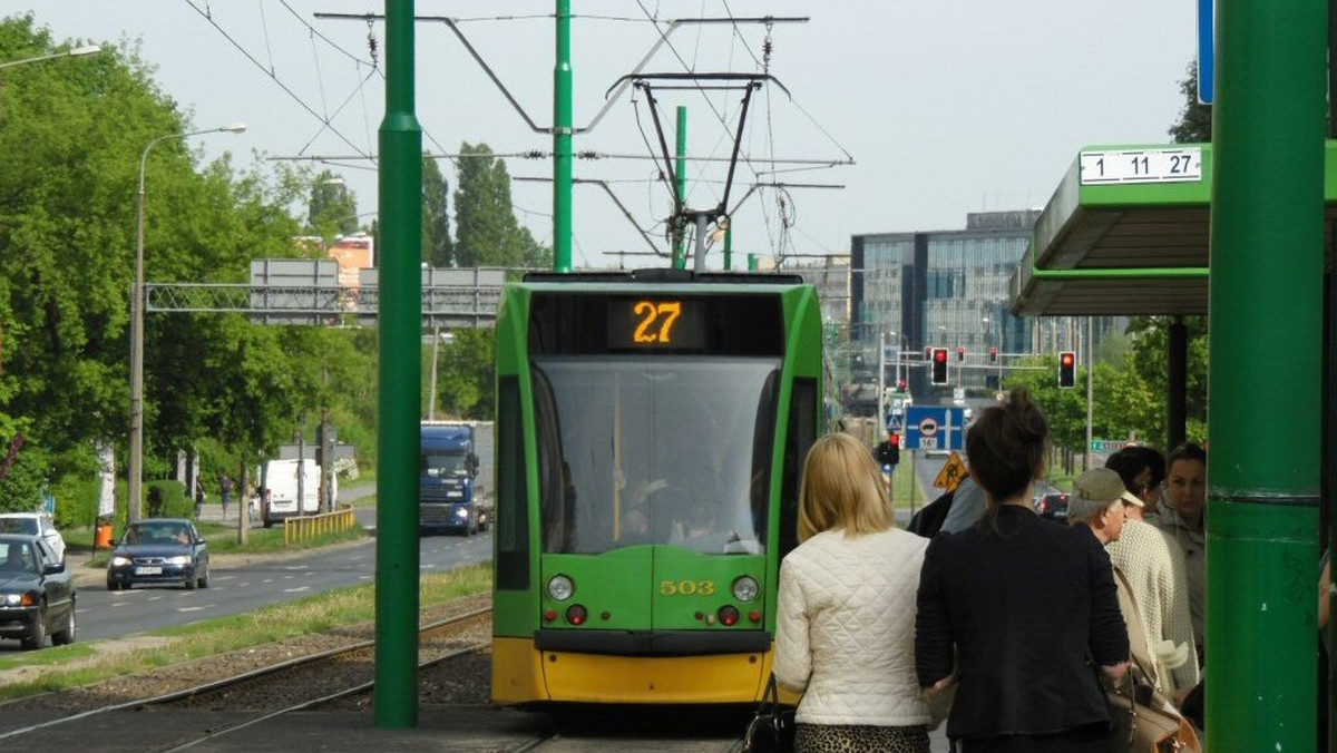 Dobiegły końca prace związane z wymianą zwrotnic na rondzie Starołęka. Tramwaje linii nr 1 i 11 znów kursują ulicą Hetmańską pomiędzy Wildą a Ratajami. Ponadto "dwójka" i "siódemka" znów zostały zawieszone, a ich trasa została połączona w linię nr 27.