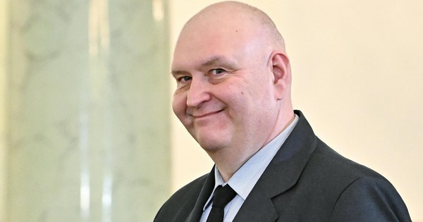 Kres władzy Święczkowskiego w TK nadchodzi? Prawnik wskazał: może się bronić przed planem Żurka