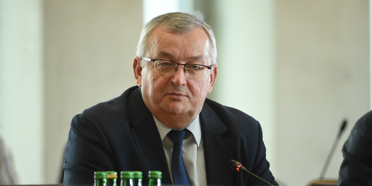 Andrzej Adamczyk, minister infrastruktury.