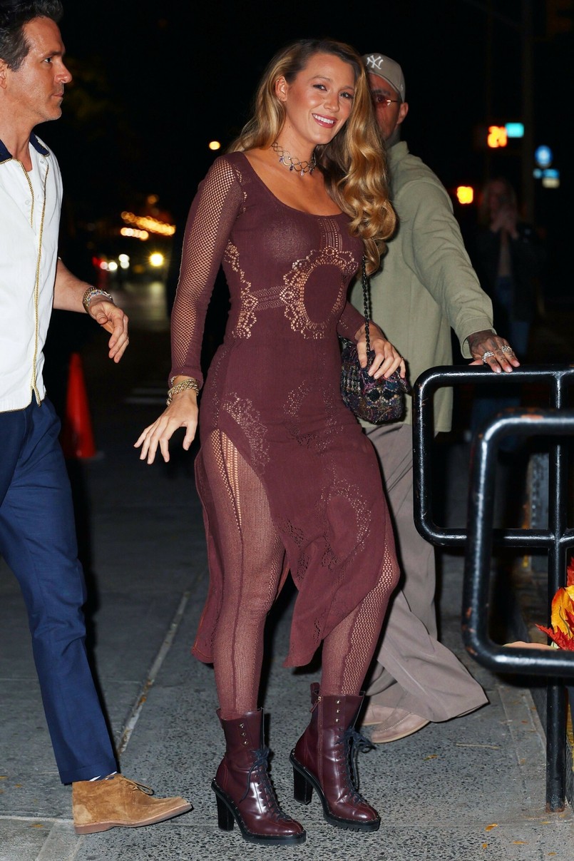 Internauci skrytykowali kreację Blake Lively