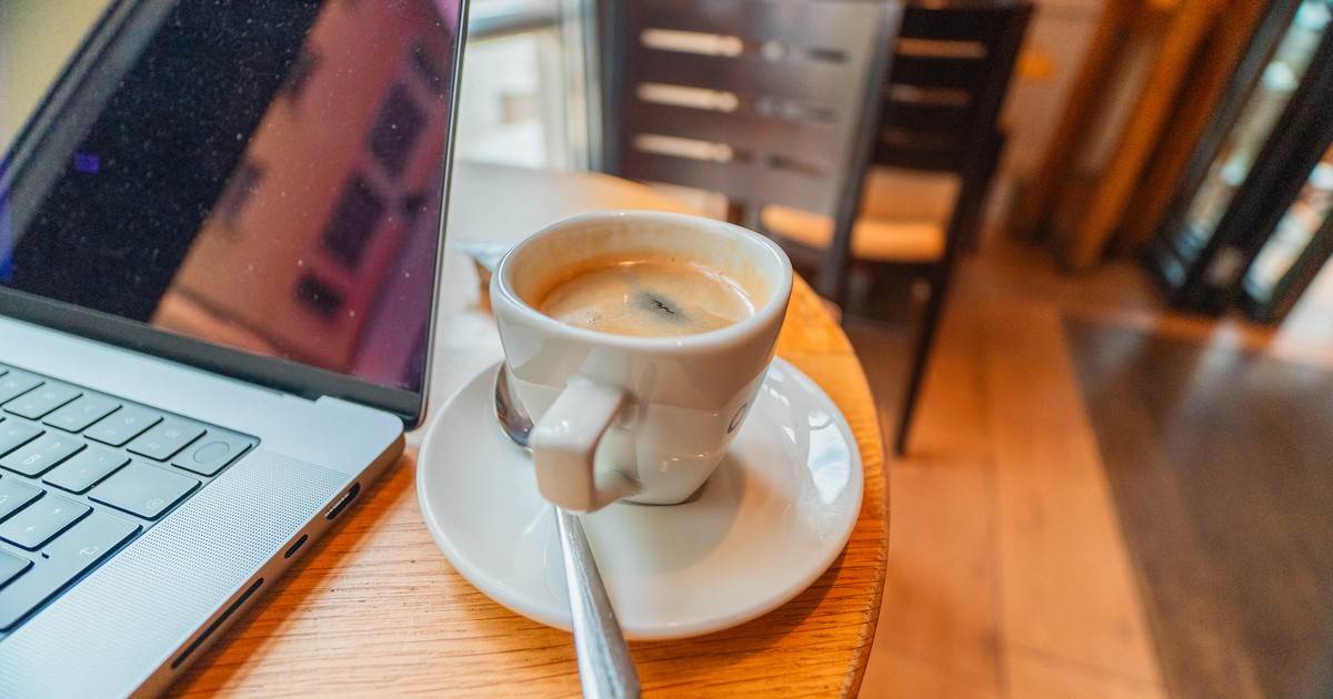 Ten jeden napój zwiększa szanse na zdrowe starzenie się. Szczególnie korzystny jest dla kobiet