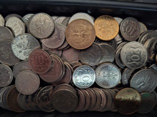 200 tysięcy złotych od siostry i zero podatku? Skarbówka zabiera głos i rozwiewa wątpliwości