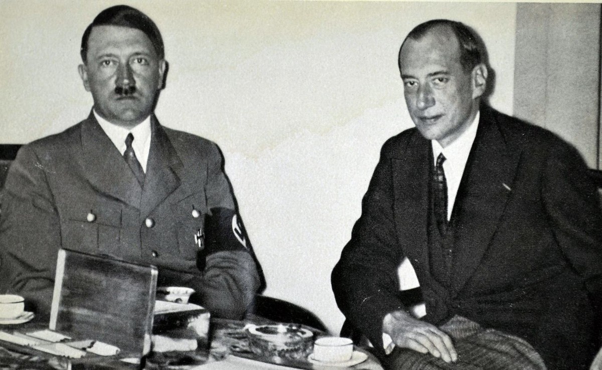 Adolf Hitler i Józef Beck