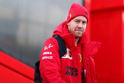 Sebastian Vettel sprzedał na aukcji swój kask za 225 tysięcy euro