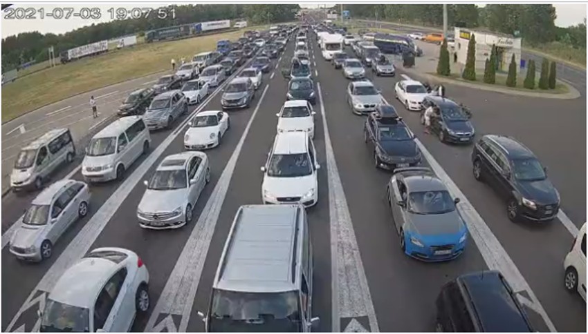 Povećan broj automobila na autoputevima donosi gužve