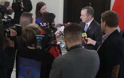 "Ostatnie podrygi ziobrowej prokuratury". Grodzki komentuje akt oskarżenia