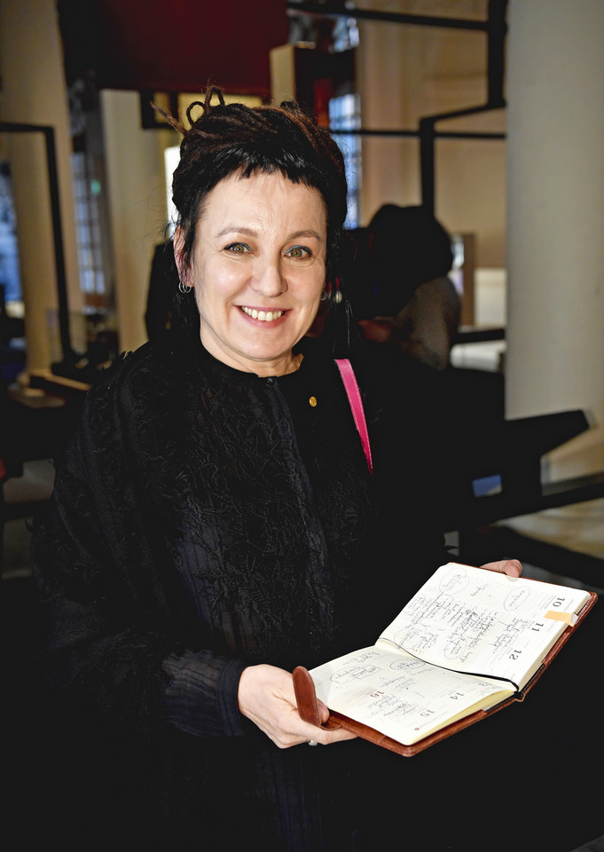 Olga Tokarczuk przekazała do Muzeum Nagrody Nobla kalendarz z 2018 roku