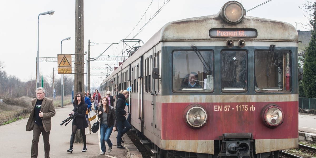 Pociągiem szybciej niz MPK