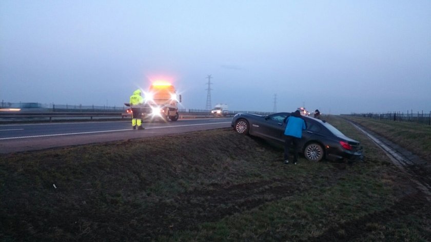 Ile kosztują opony do BMW prezydenta?