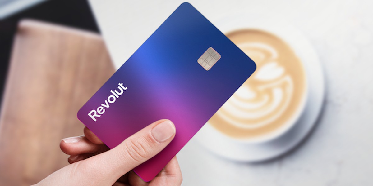 Revolut Bank straci polski IBAN, a to skutkuje pobieraniem przez polskie banki prowizji za przelewy. Rozwiązaniem może być otwarcie oddziału w Polsce.