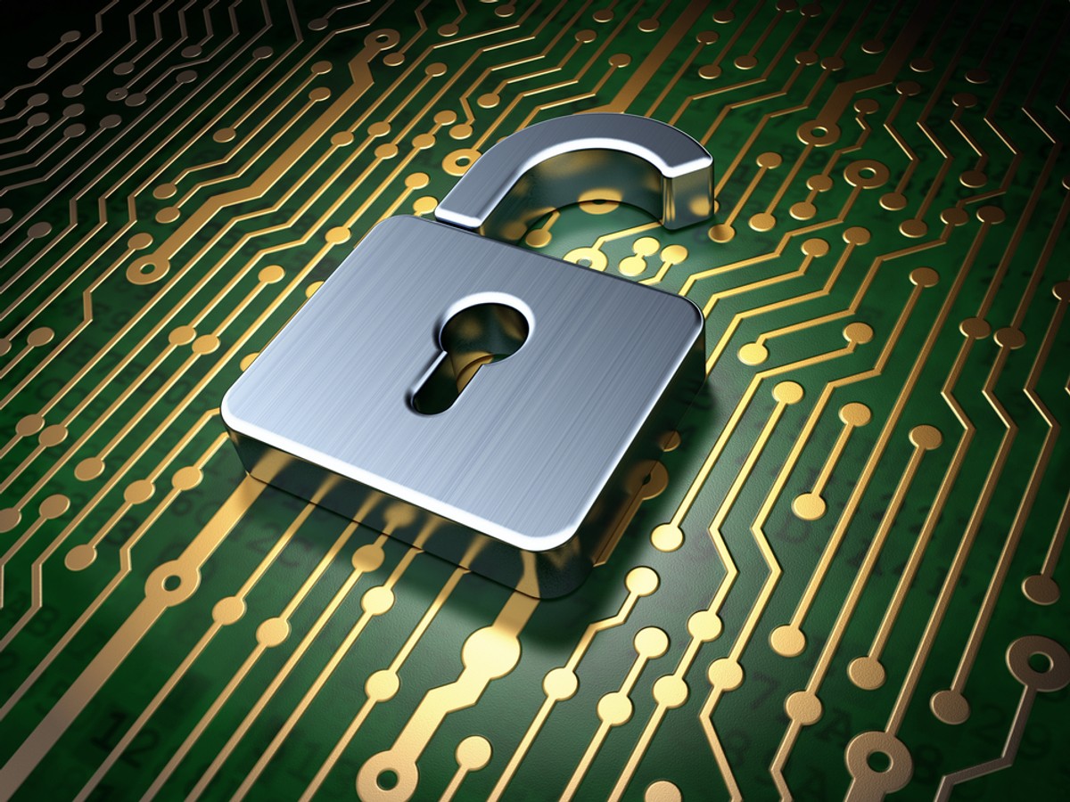 Prawie połowa komputerów podłączonych do internetu jest zawirusowana