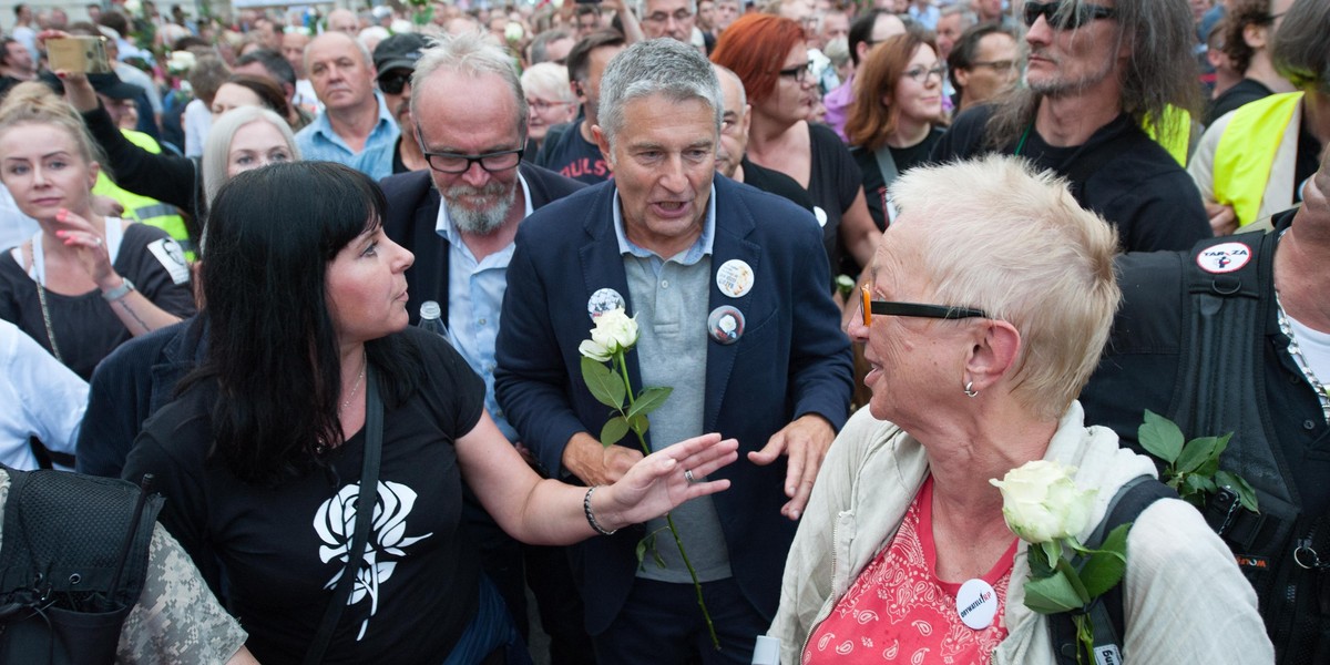 Chcą przekroczyć barierki pod Sejmem. Znów będą protestować