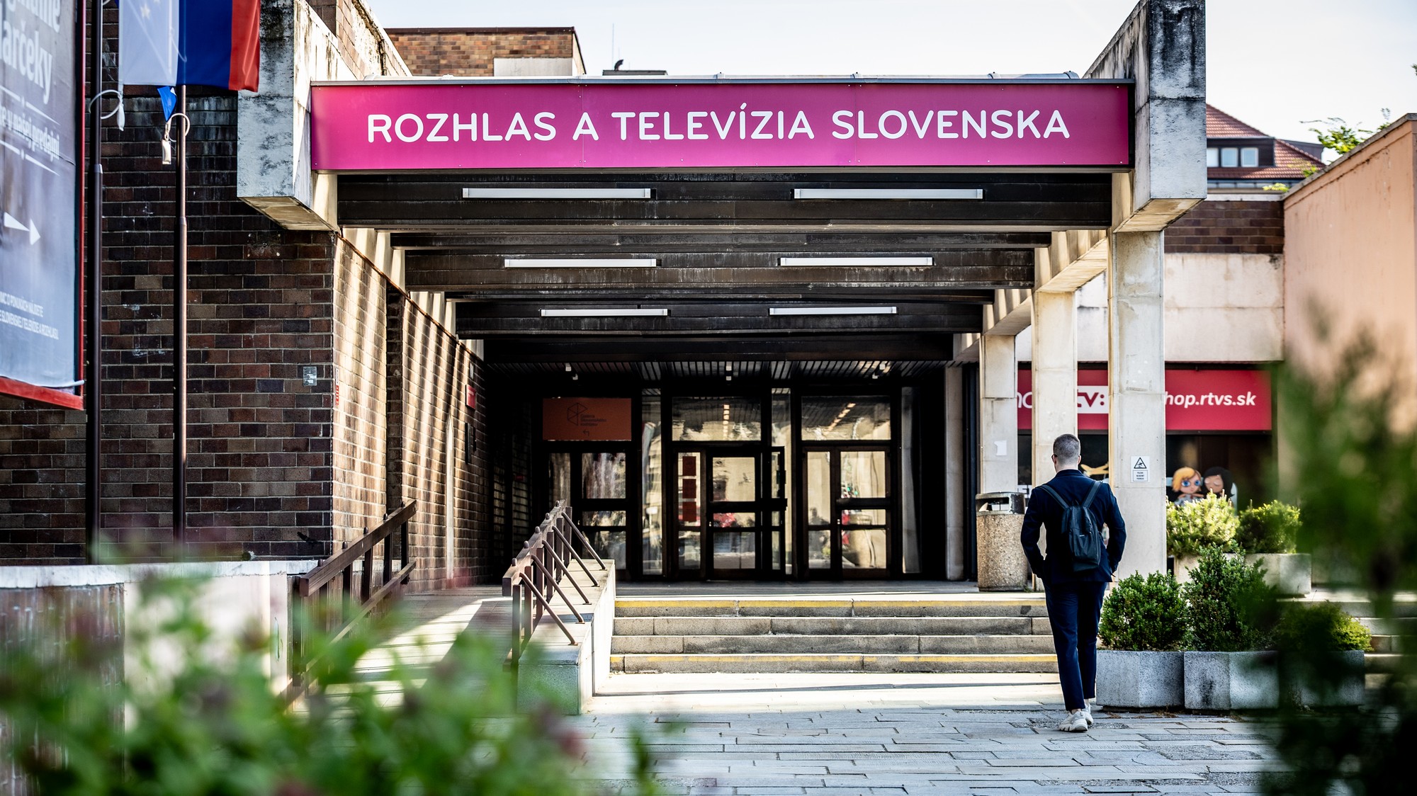 Slovenská televízia a rozhlas
