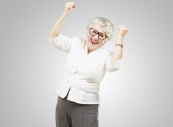 Nie umieraj młodo! 15 sposobów, jak dożyć setki