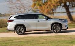 Toyota Highlander pierwszy raz w Polsce. Oto NOWA 7-osobowa hybryda