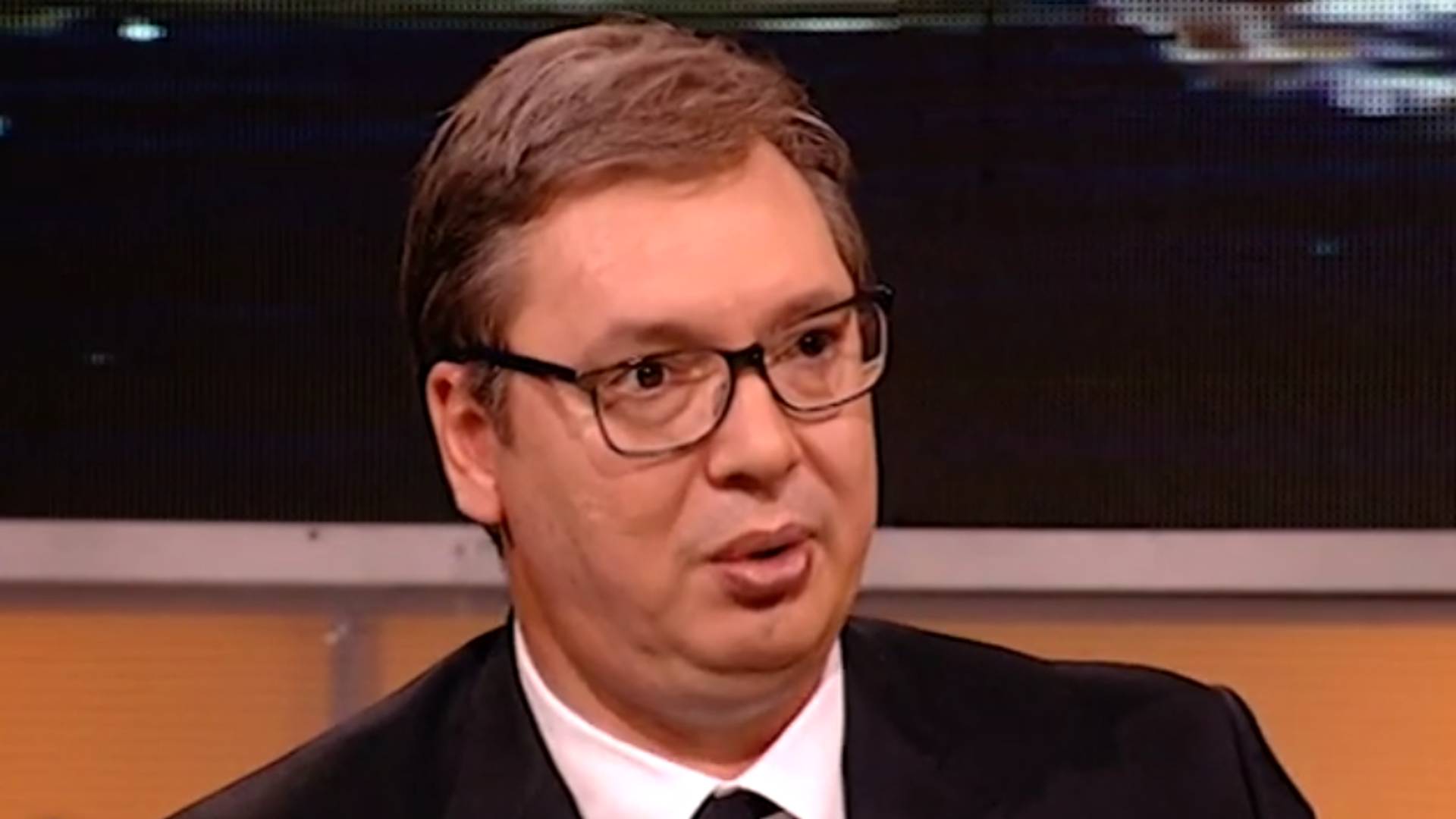 Vučić je sinoć u emisiji uživo saznao da je umro Bekjarev - i od tuđeg bola napravio rijaliti