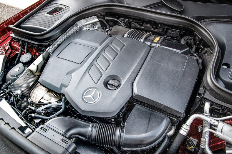 Mercedesowski diesel spalił najmniej w porównaniu: 6,5 l/100 km.