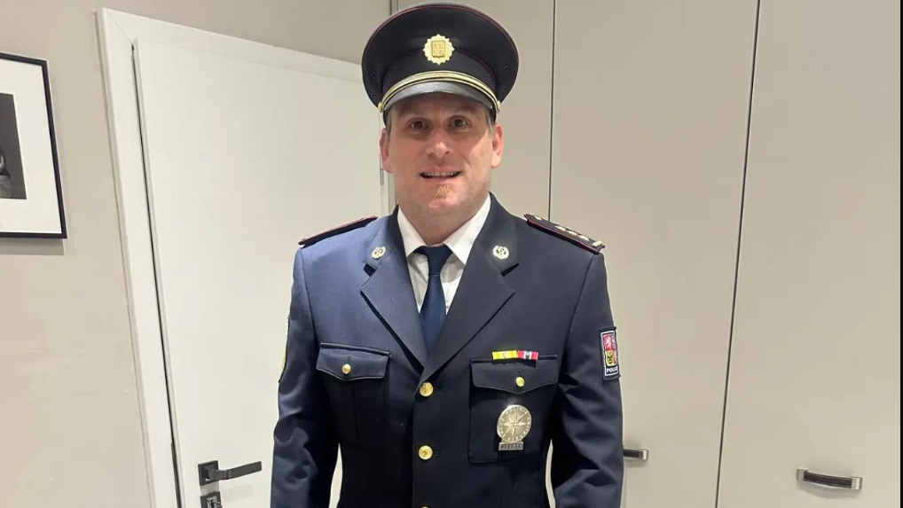 Policajt Peter zomrel po diagnostikovaní vzácneho zhoubného nádoru.  