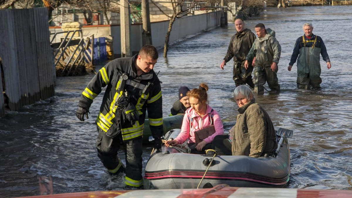 Pękła tama wodna na Donbasie. Kilkaset domów pod wodą [WIDEO]
