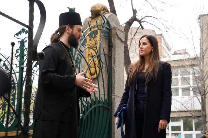 Tamara Vučić razgovarala sa episkopom topličkim Petrom 