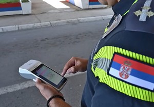Novi android uređaj za prekršajne naloge MUP